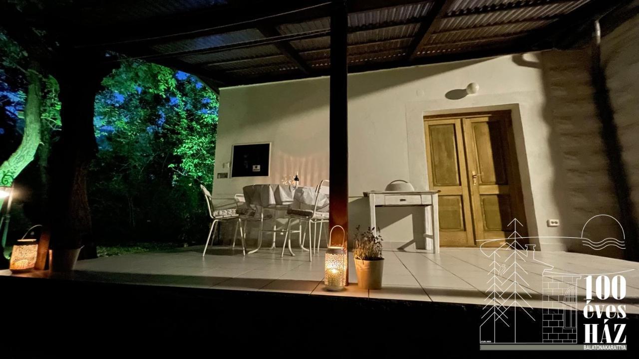Villa 100 Eves Haz Balatonakarattya Exterior foto